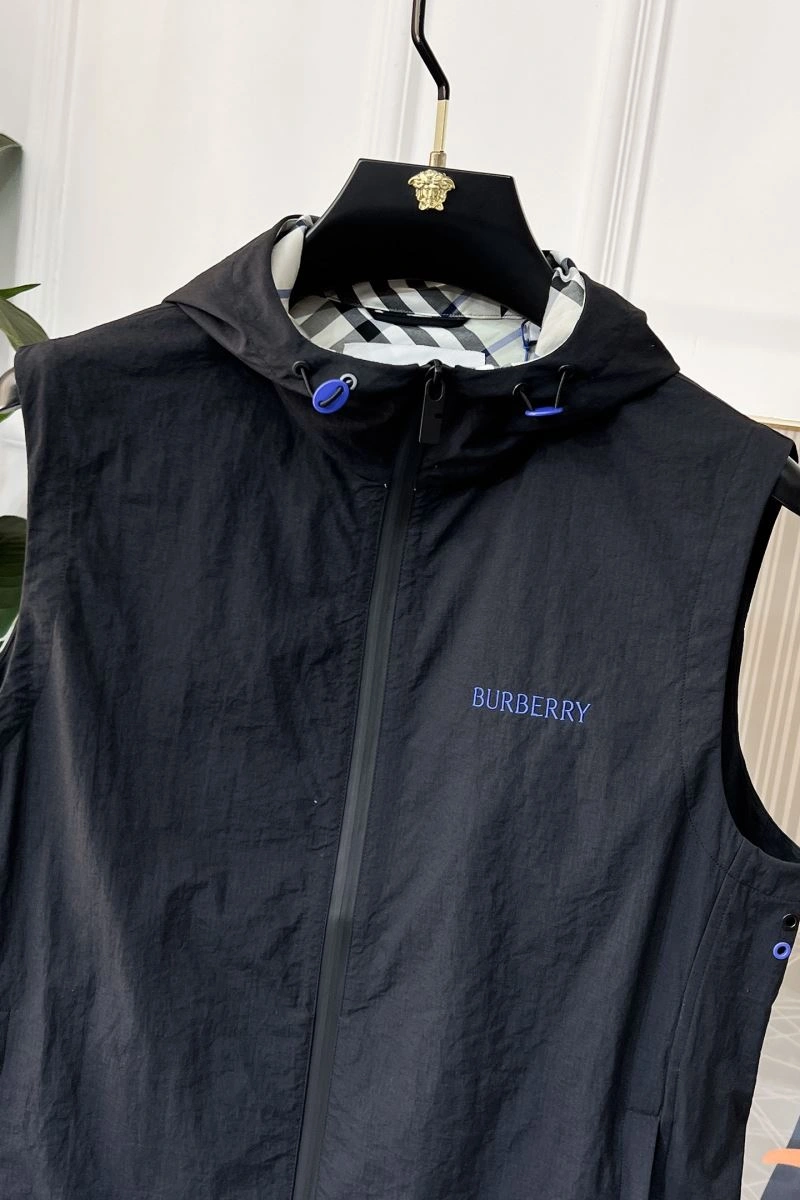 Burberry Vest Bright 101317