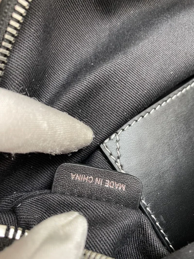 Burberry Waist Chest Packs Refined 37826