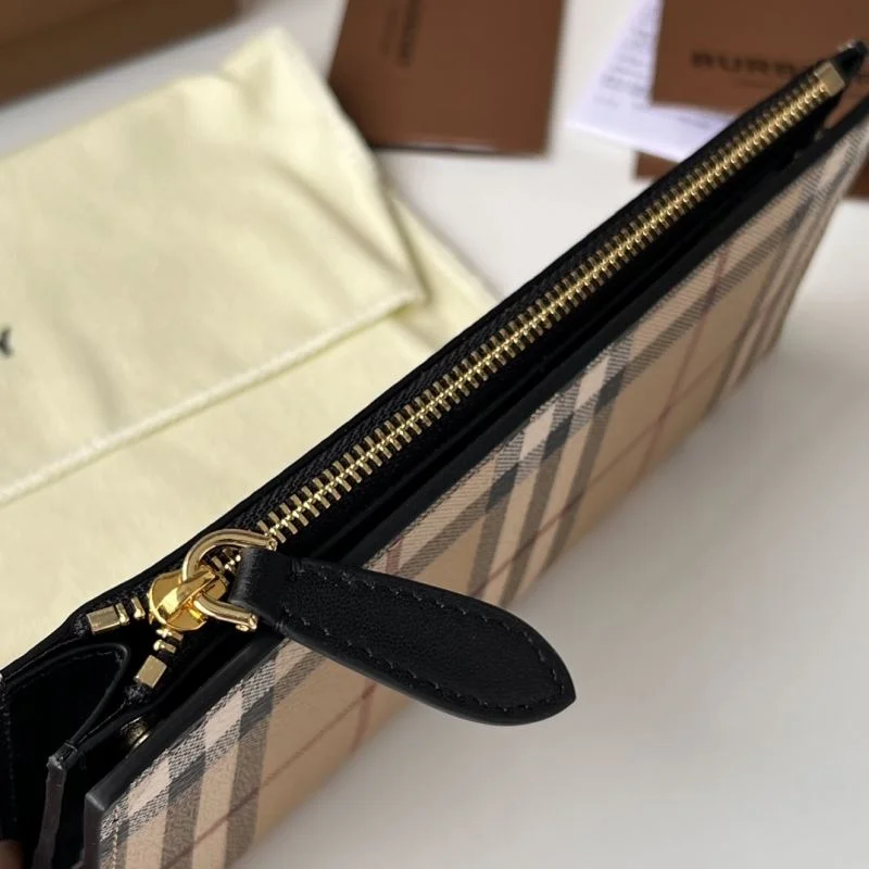 Burberry Wallets Purse Sustainable 51635