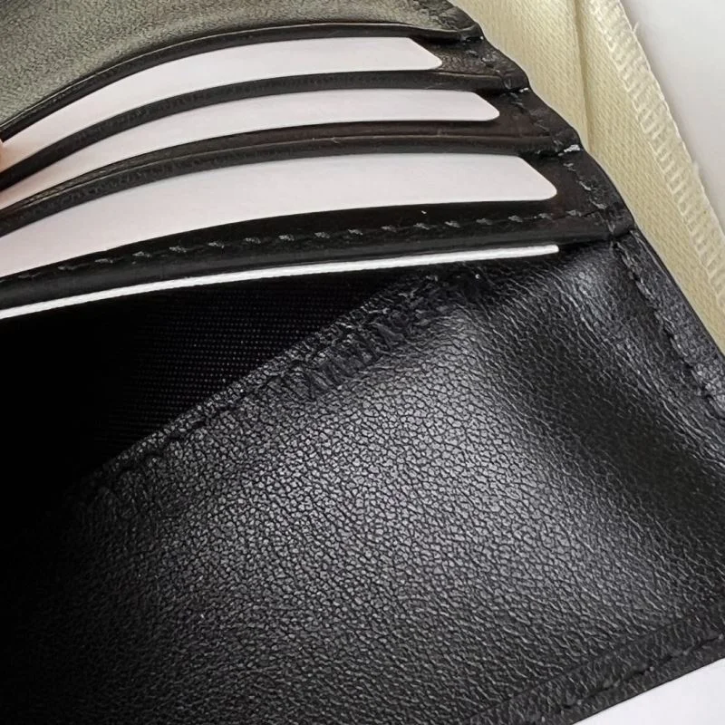 Burberry Wallets Purse Sustainable 51635
