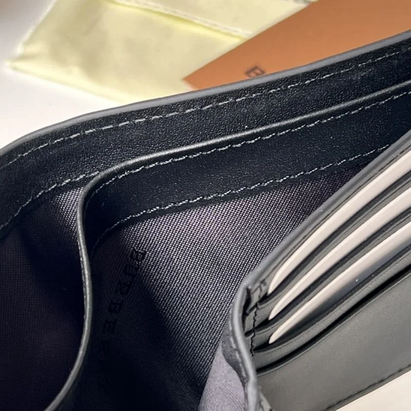 Attractive Burberry Wallets Purse 51735