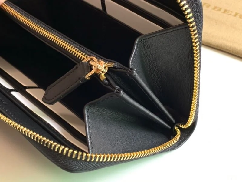 Neat Burberry Wallets Purse 37803