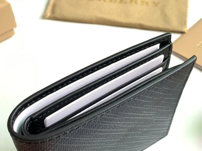 Bold Burberry Wallets Purse 37795