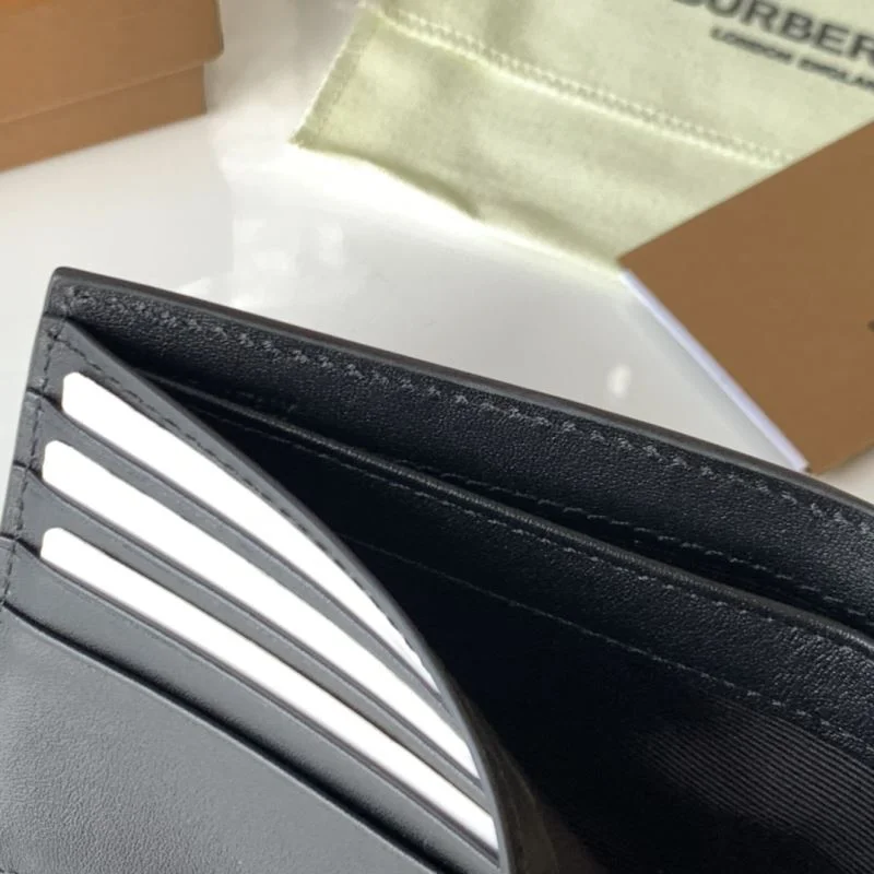 Comfortable Burberry Wallets Purse 37796