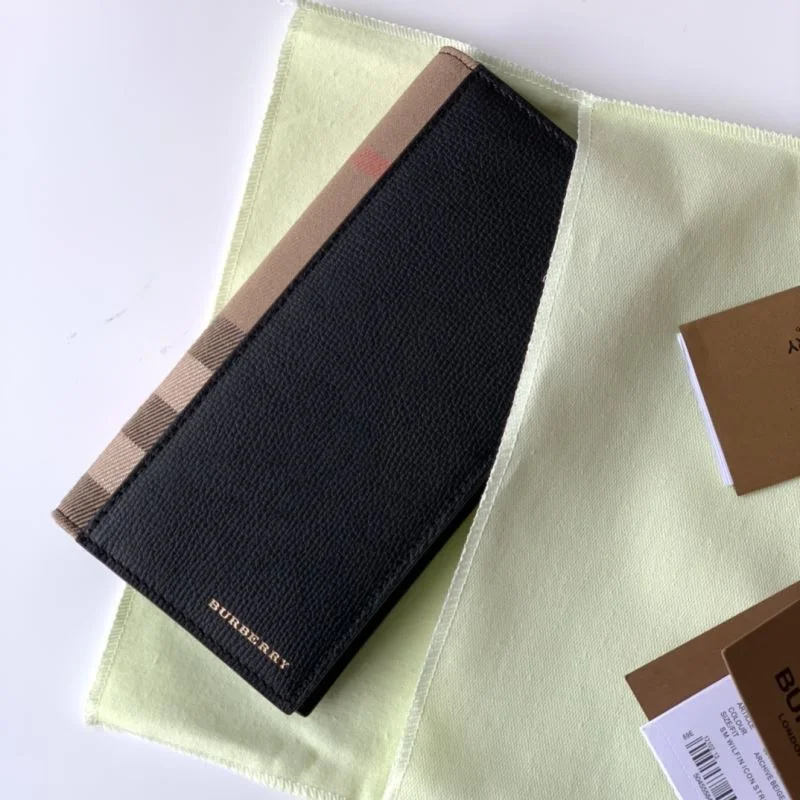 Burberry Wallets Purse Functional 37790