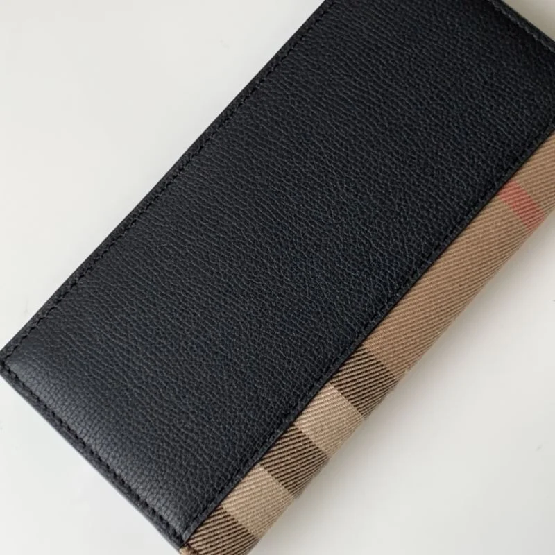 Burberry Wallets Purse Functional 37790