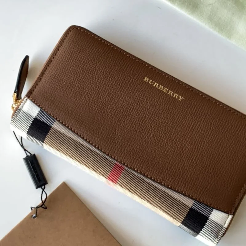 Burberry Wallets Purse DailyWear 37788