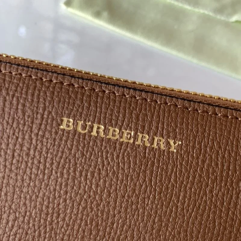 Burberry Wallets Purse DailyWear 37788