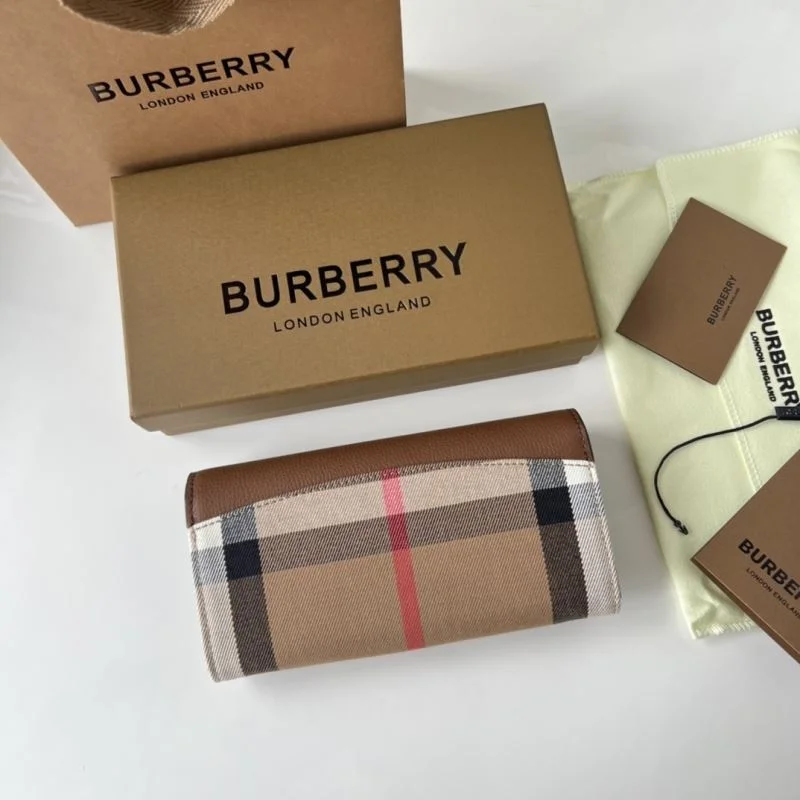 Comfortable Burberry Wallets Purse 37787