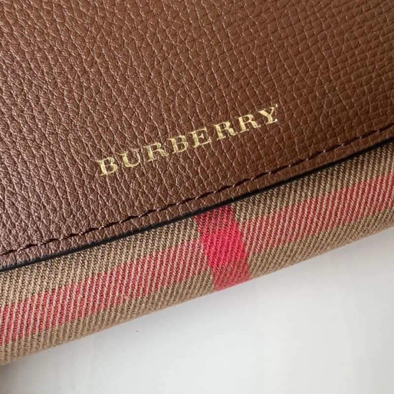 Comfortable Burberry Wallets Purse 37787