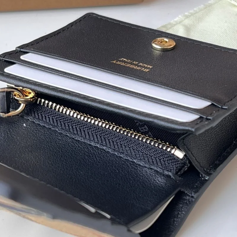 FlexibleFit Burberry Wallets Purse 37771