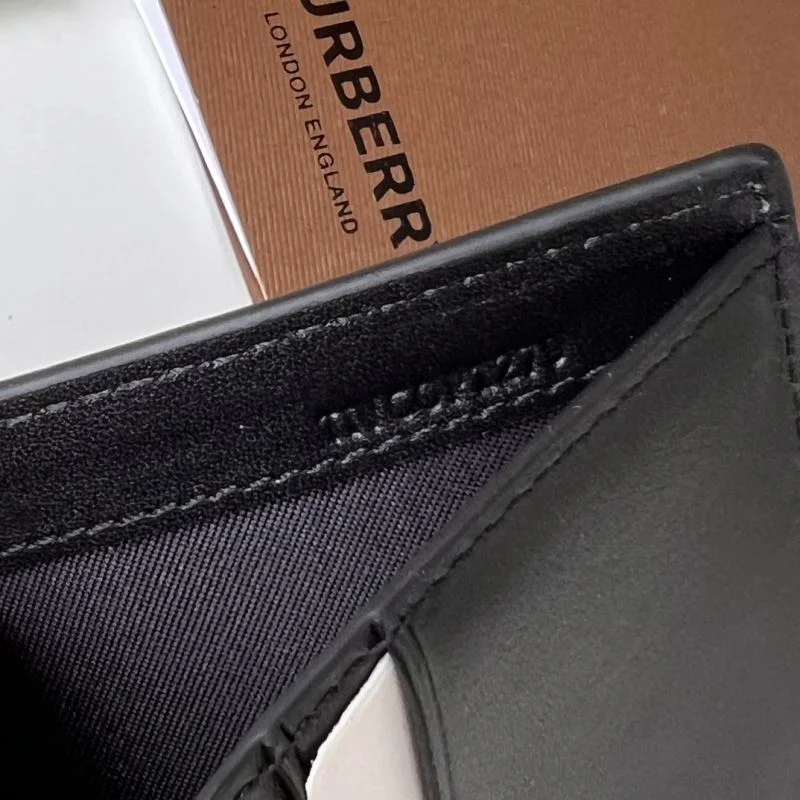 Seasonal Burberry Wallets Purse 37764