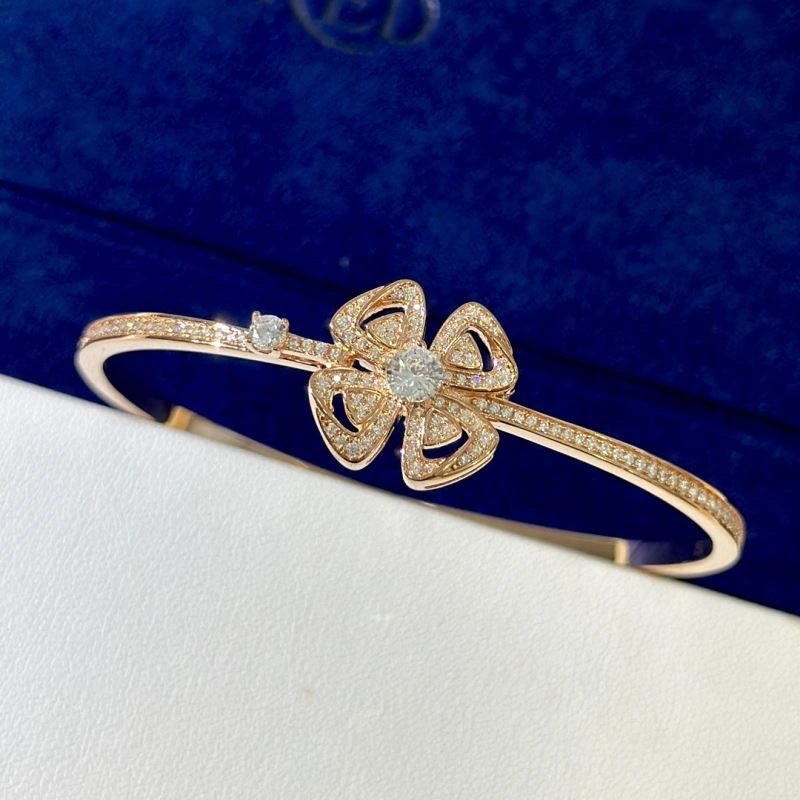 EyeCatching Bvlgari Bracelets 216841
