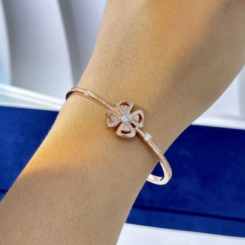 EyeCatching Bvlgari Bracelets 216841
