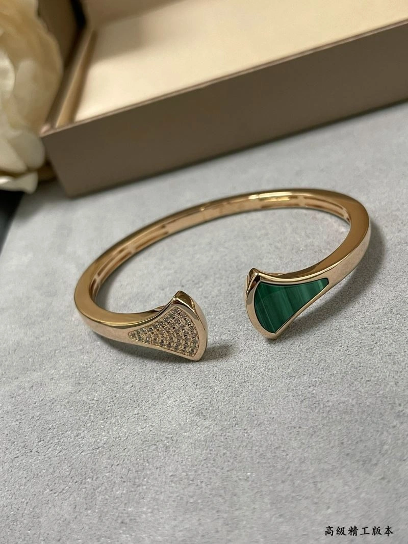 MoistureWicking Bvlgari Bracelets 216770
