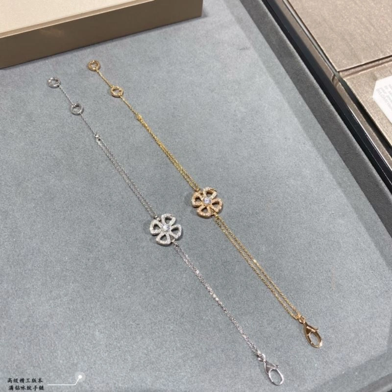 Supportive Bvlgari Bracelets 216664