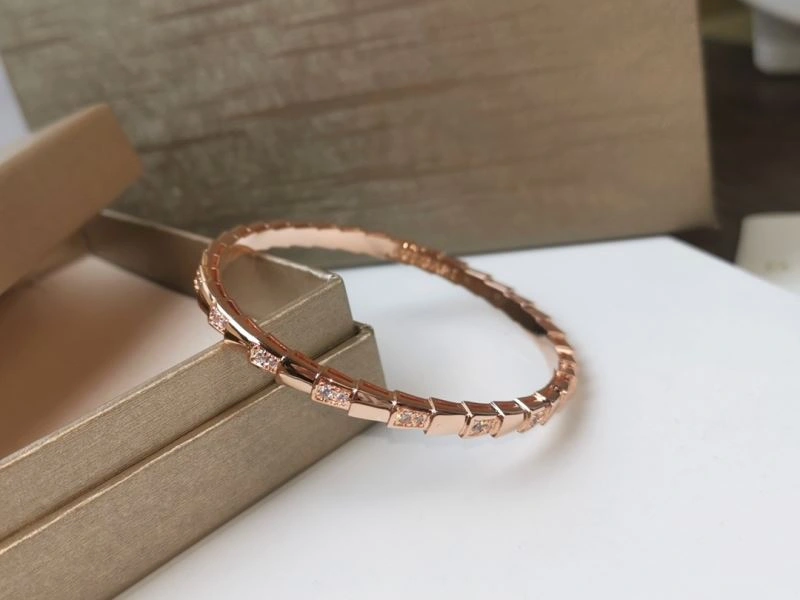 Neat Bvlgari Bracelets 216525