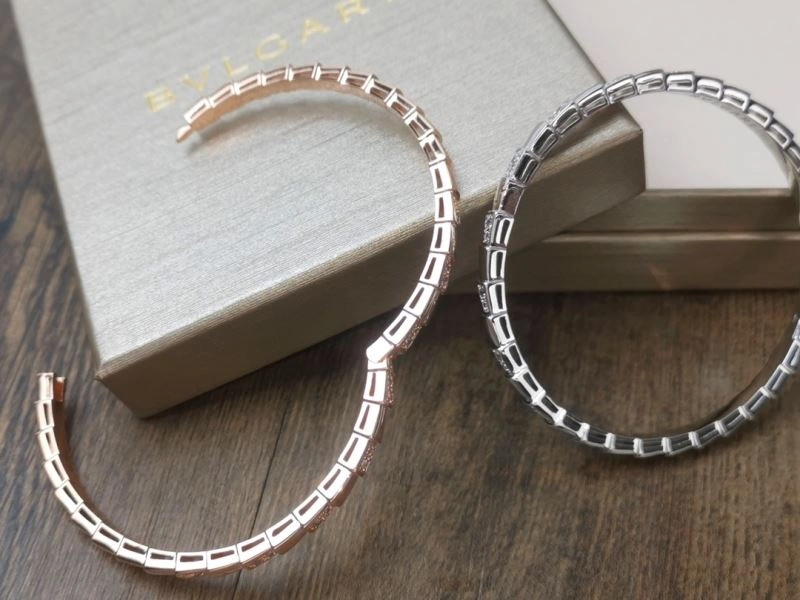 Neat Bvlgari Bracelets 216525