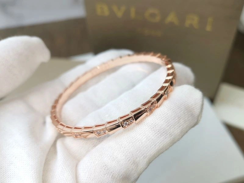 Neat Bvlgari Bracelets 216525