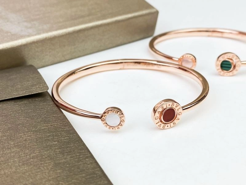 Bvlgari Bracelets Stylish 216506