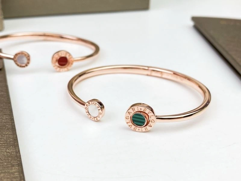 Bvlgari Bracelets Stylish 216506