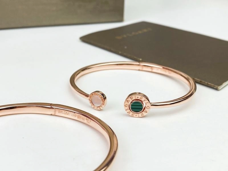 Bvlgari Bracelets Stylish 216506