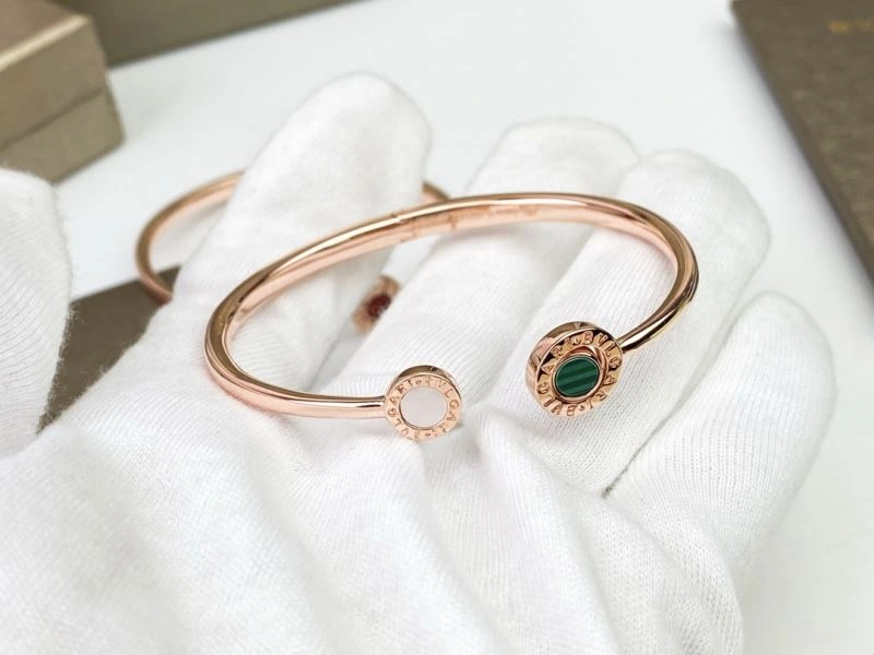 Bvlgari Bracelets Stylish 216506