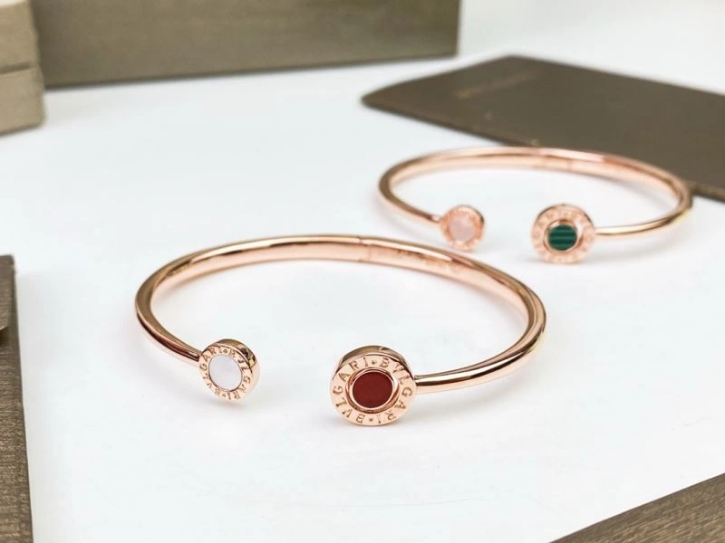 Bvlgari Bracelets Stylish 216506