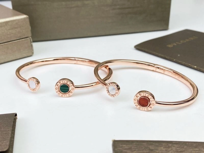 Bvlgari Bracelets Stylish 216506