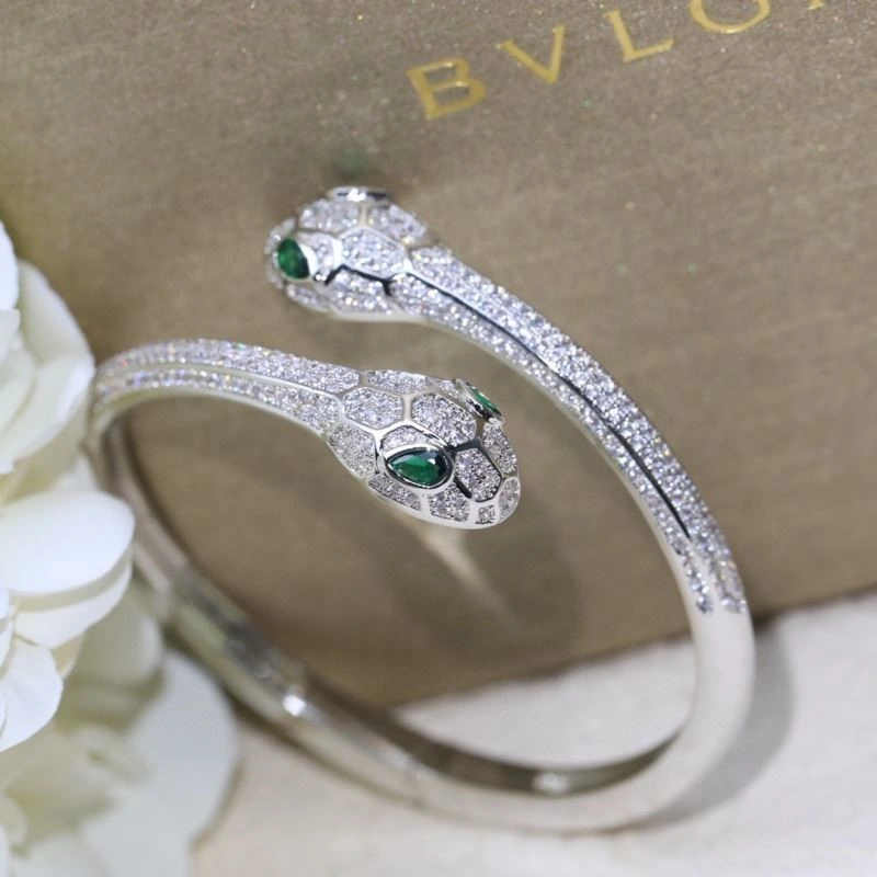 Versatile Bvlgari Bracelets 216465