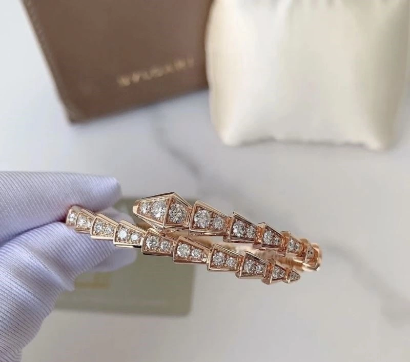 Sporty Bvlgari Bracelets 216457