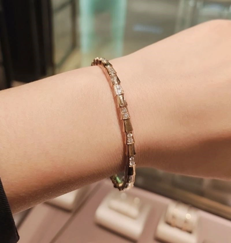 Bvlgari Bracelets Snug 216266