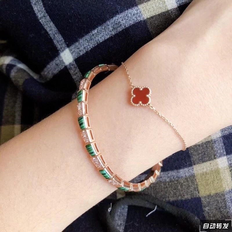 Effortless Bvlgari Bracelets 216075