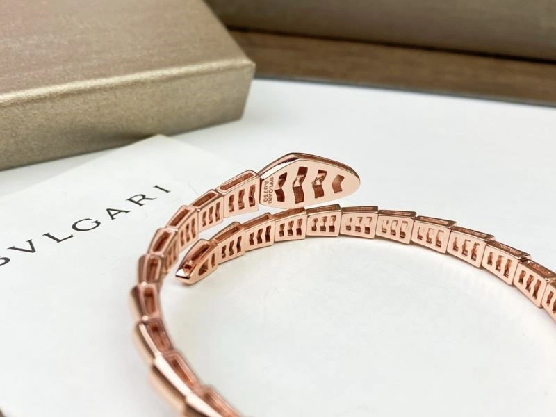 Trendsetting Bvlgari Bracelets 216077