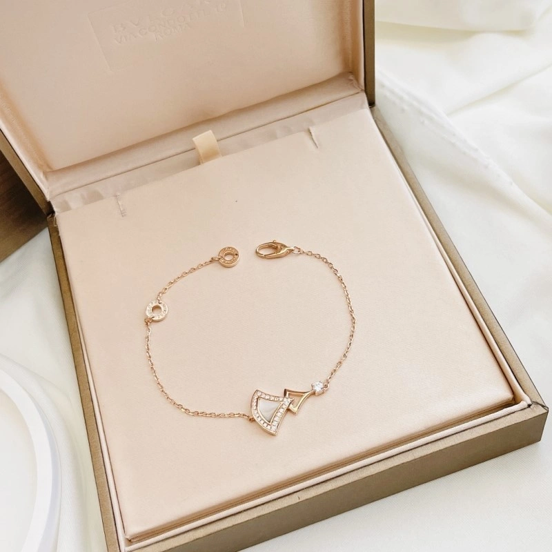 Lightweight Bvlgari Bracelets 216052
