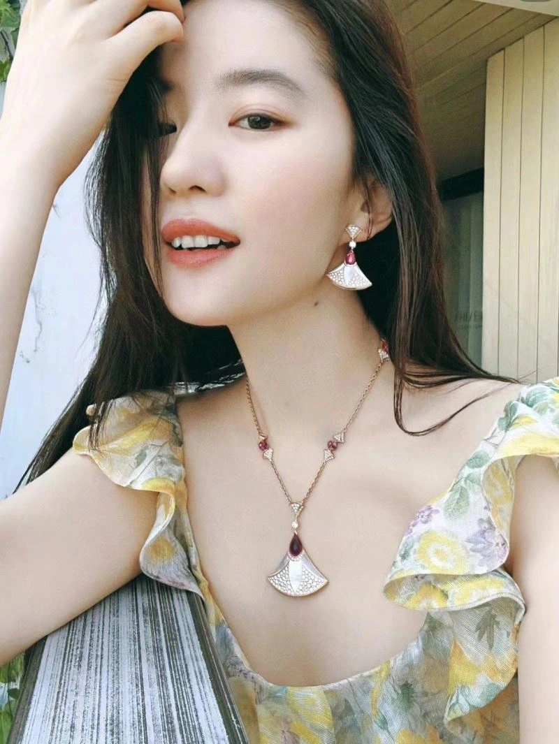 Colorful Bvlgari Earrings 216828