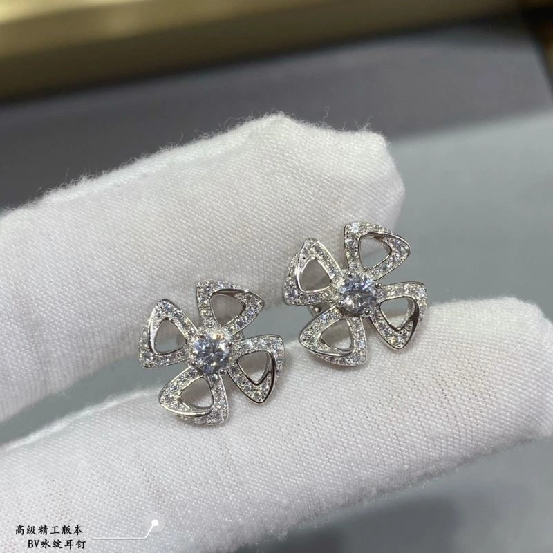 Sophisticated Bvlgari Earrings 216427