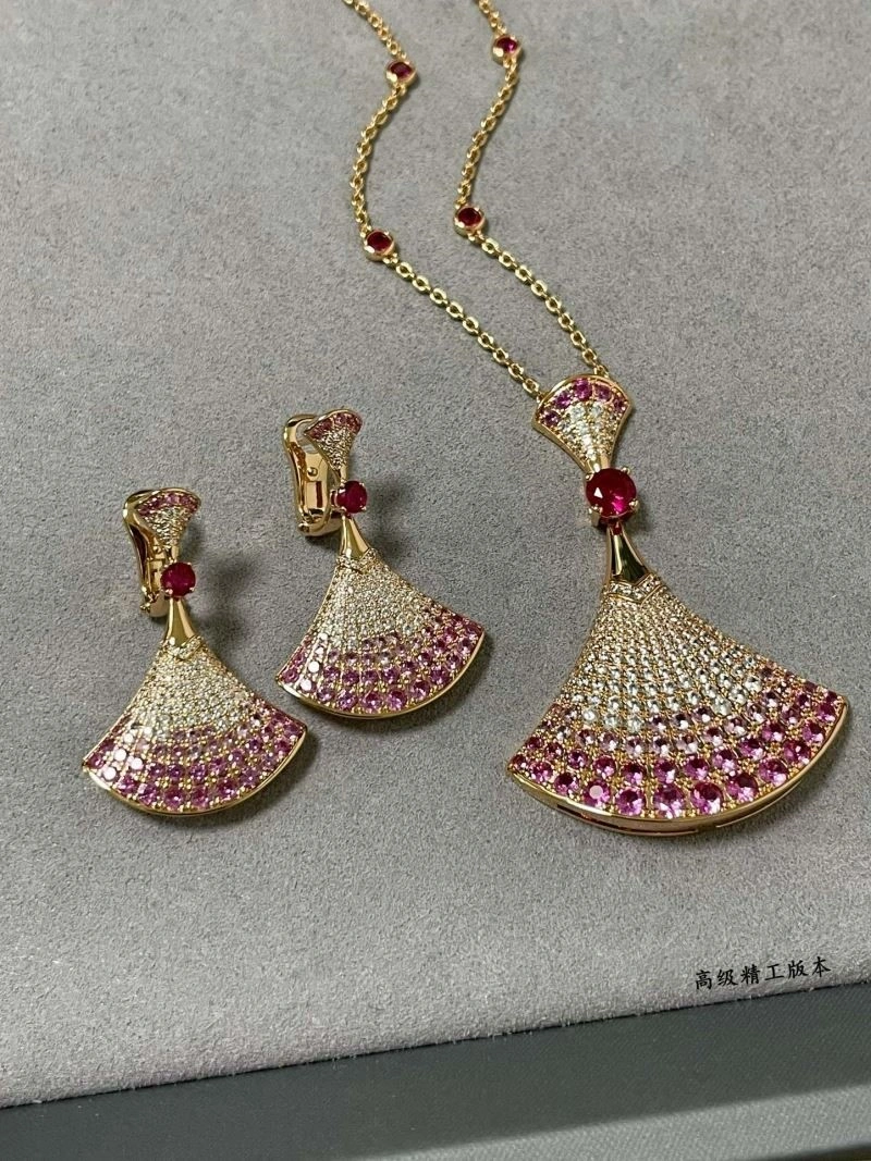 Lightweight Bvlgari Earrings 216248