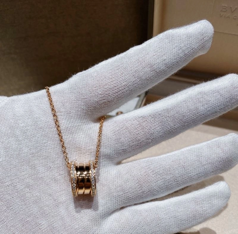 MoistureWicking Bvlgari Necklaces 216801