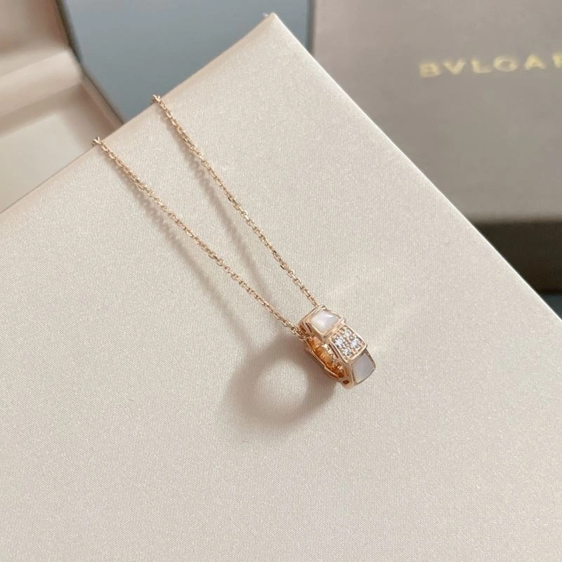 MoistureWicking Bvlgari Necklaces 216795