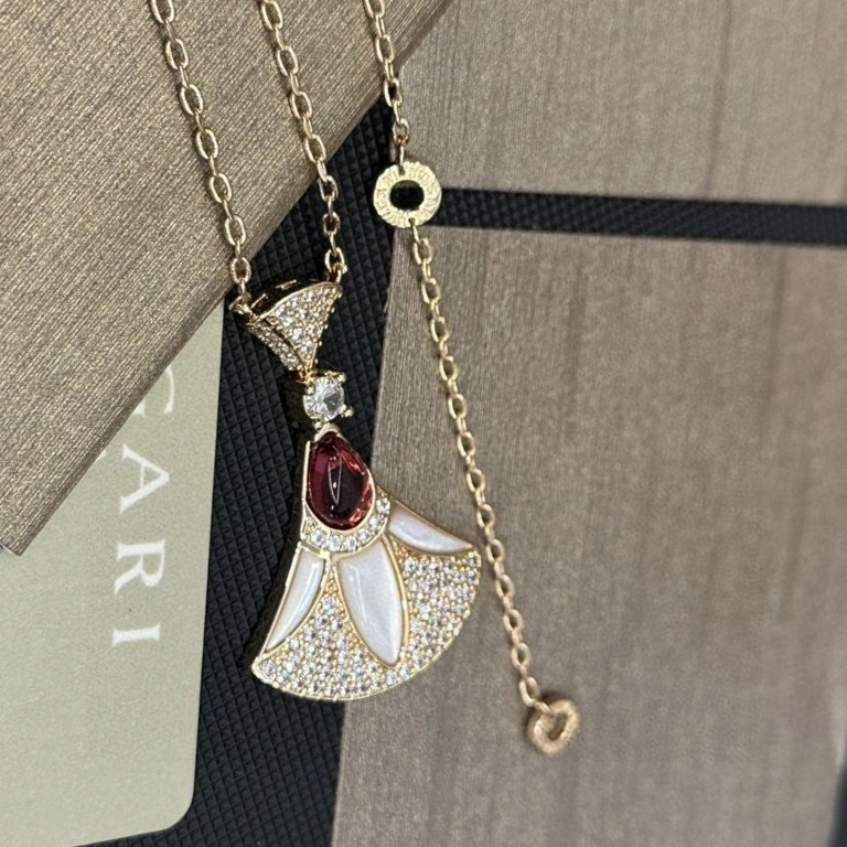 Practical Bvlgari Necklaces 216791