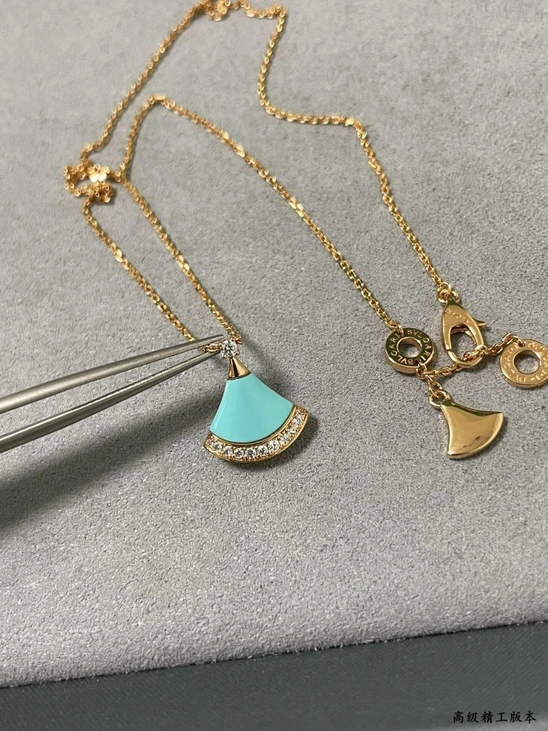 Bvlgari Necklaces Sporty 216740