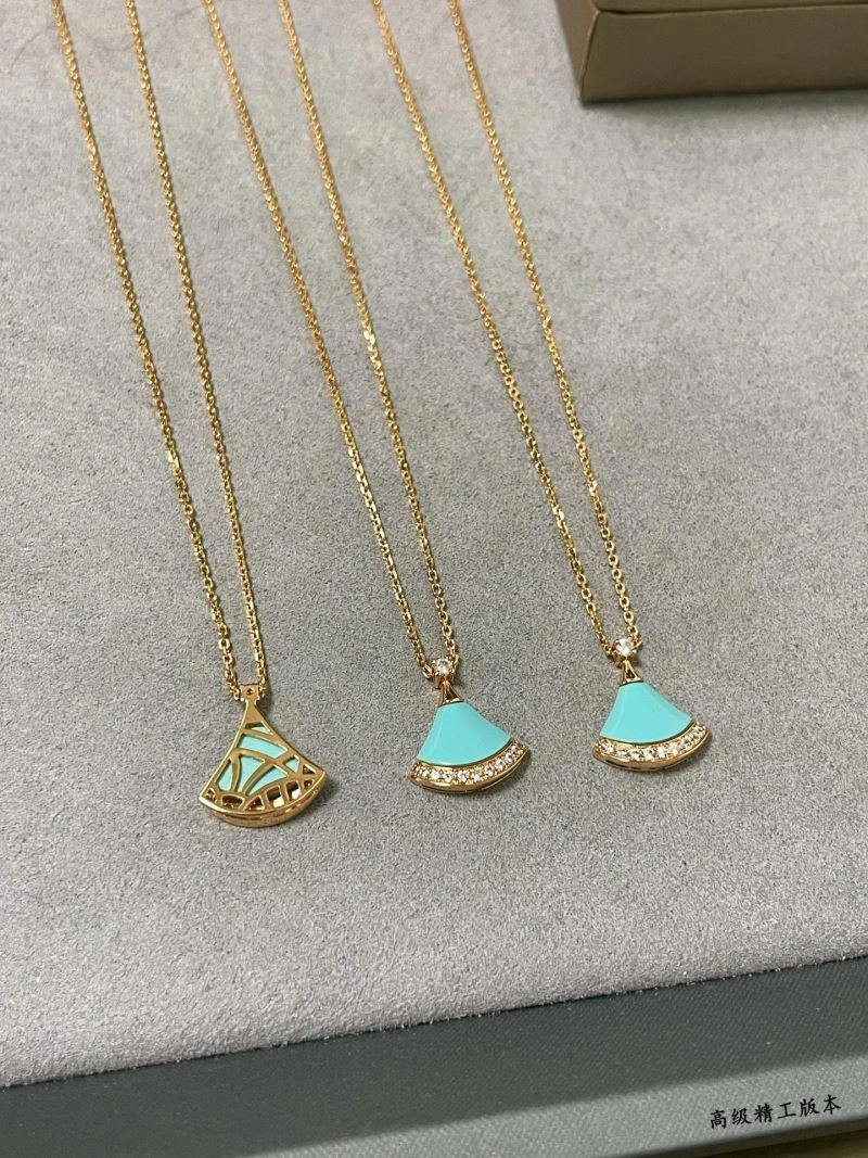 Bvlgari Necklaces Sporty 216740
