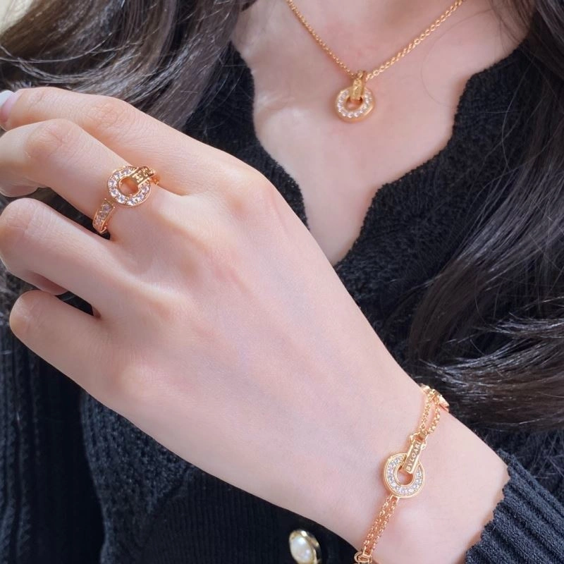 FastDry Bvlgari Necklaces 216738