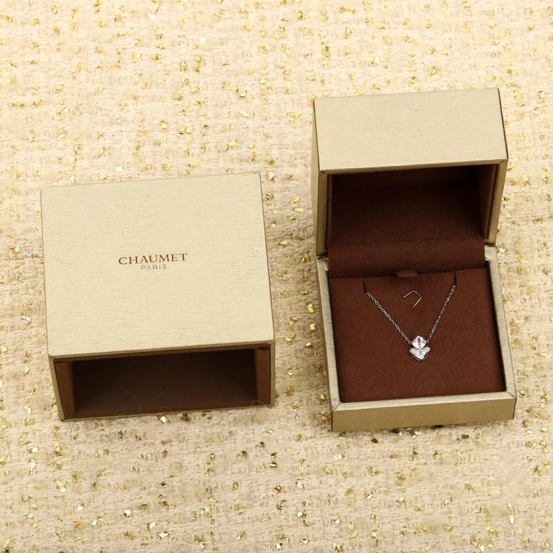 Vibrant Bvlgari Necklaces 216886
