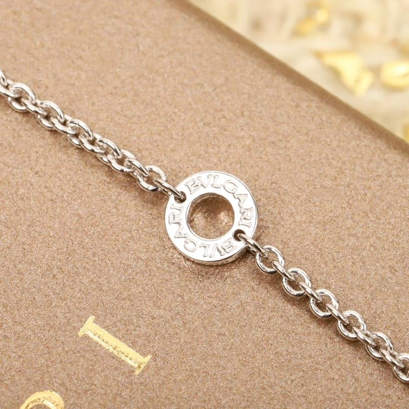 Breathable Bvlgari Necklaces 216855
