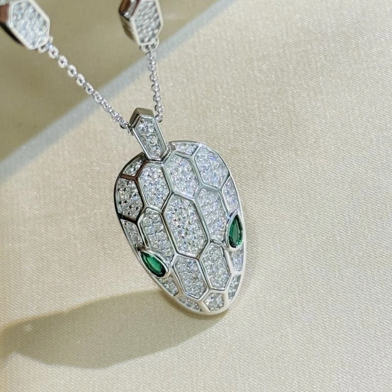 Youthful Bvlgari Necklaces 216694