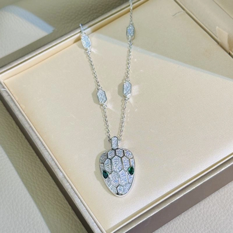 Youthful Bvlgari Necklaces 216694