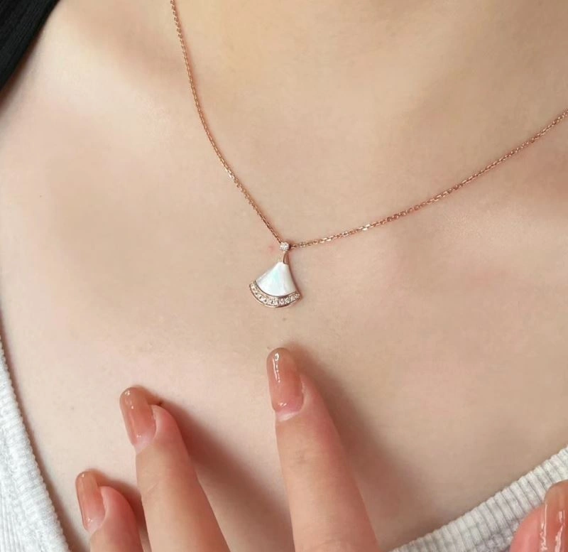 Breathable Bvlgari Necklaces 216685