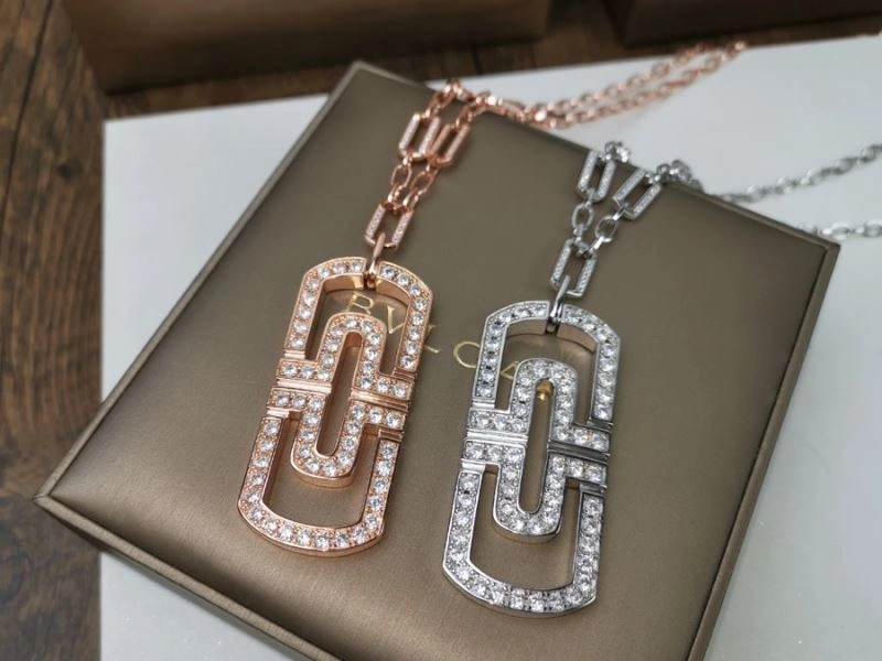 Bvlgari Necklaces Practical 216705